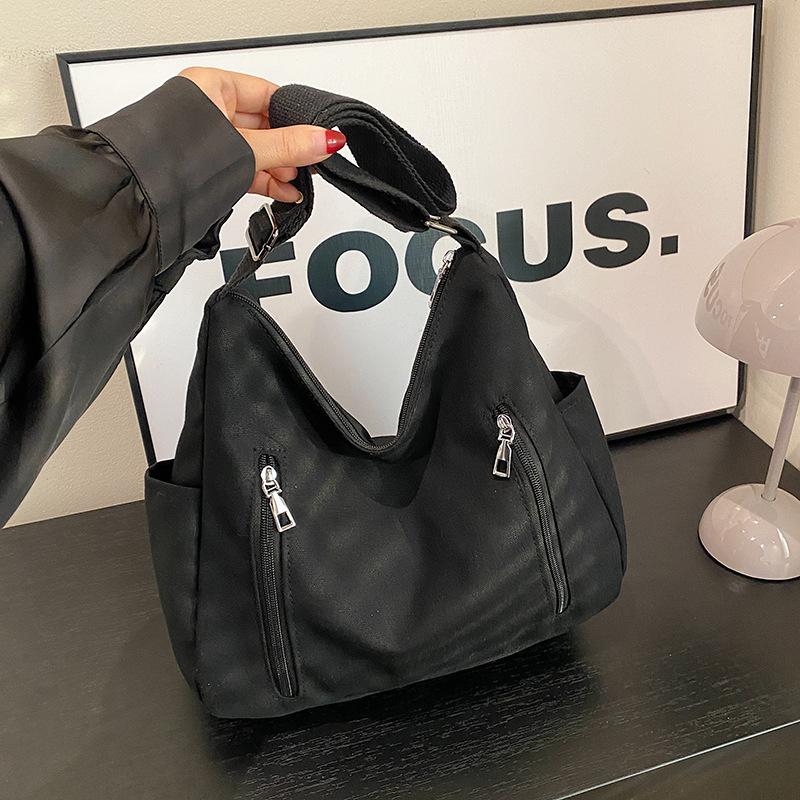 

Холщовая сумка женская сумка-тоут 2025 новая нишевая повседневная универсальная большая вместимость универсальная классическая сумка для инструментов one size fits all чёрный