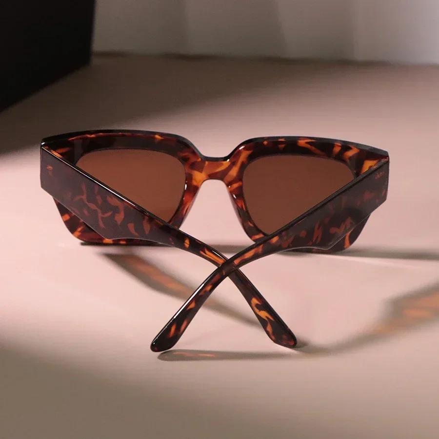 Fashion Retro Square Sunglasses Women Men Brand Vintage Sun Glasses Female Male Mirror Travel Outdoors Shades