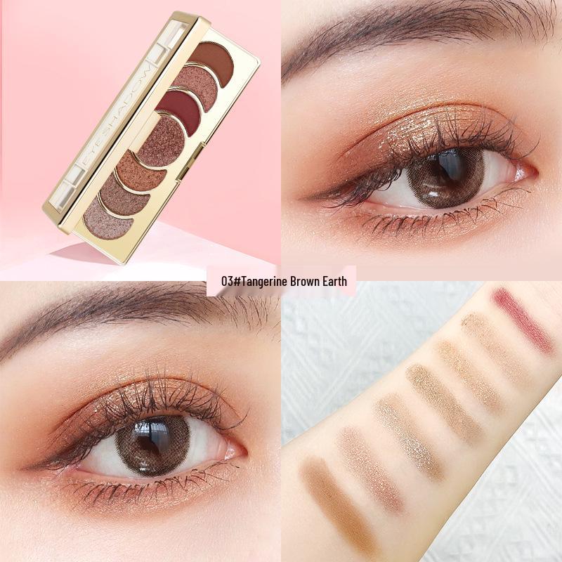 

Winnie the Pooh Shimmering Seven-Color Eyeshadow Palette with Fine Glitter