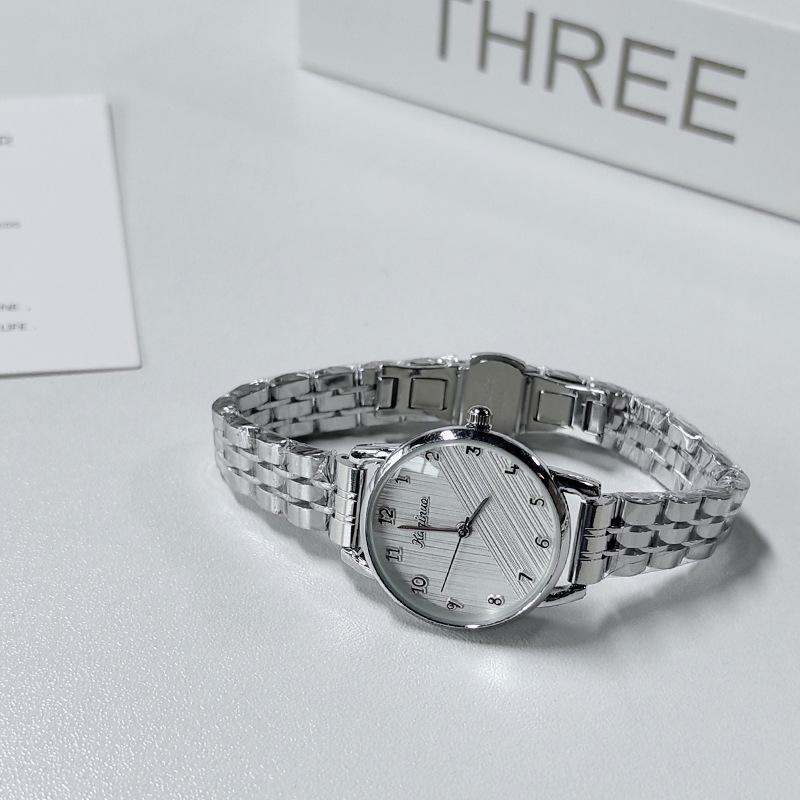 Cold Wind Retro Niche Watch Female Lady High Value Square Simple Temperament Light Luxury High School Student Quartz