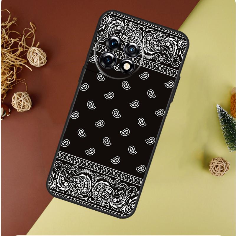 Black Bandana Paisley For OnePlus 13 13R 12 12R 11 9 10 Pro 8T 9RT 10T 10R N20 N30 Nord CE 2 3 4 Lite Phone Case