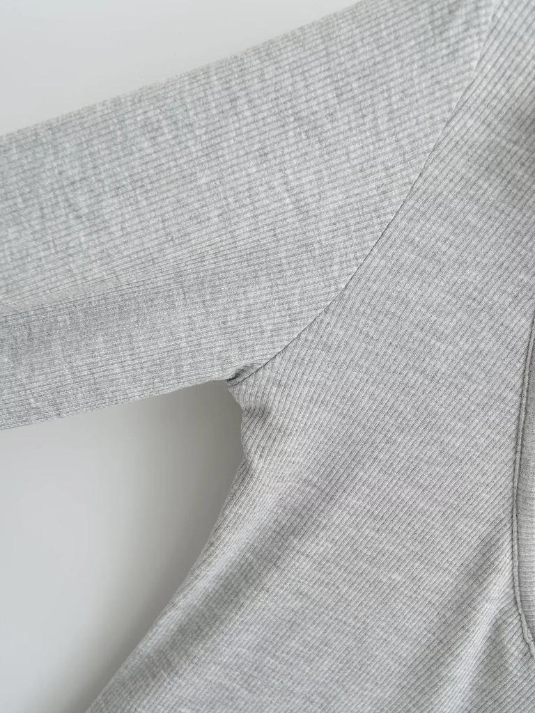 Women's College-Style Faux Two-Piece Striped Patchwork Slimming Long-Sleeve Lapel T-Shirt, Autumn/Winter Korean Style.