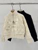 Hochwertige Version 25 karierter gestickter Schmetterling Strickjacke mit Reißverschluss und Stehkragen für den frühen Herbst