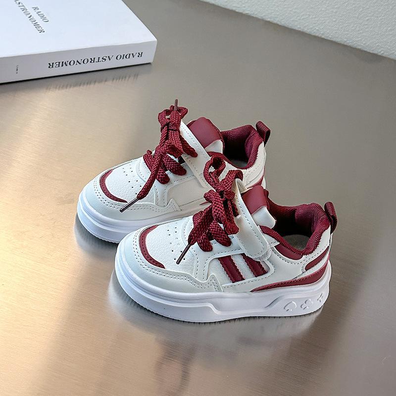 

Детская спортивная обувь дышащая нескользящая студенческая обувь для бега мягкая подошва 2025 новая для мальчиков девочек баскетбольная обувь на липучке повседневная 21 красный