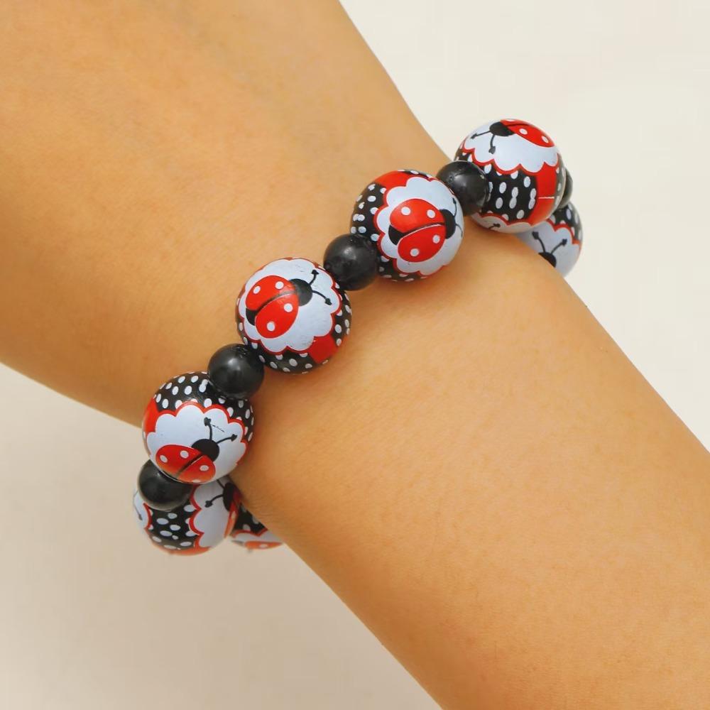 Exaggerated Personality Seven-spotted Ladybug Printed Wooden Beaded Elastic Bracelets for Women Retro Cute Jewelry Accessories