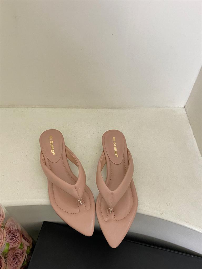 2025 New Summer Pink Pointed Toe Mid Heel Cool Slippers Slope Heel Flip Flops Wear Pinch Sandals