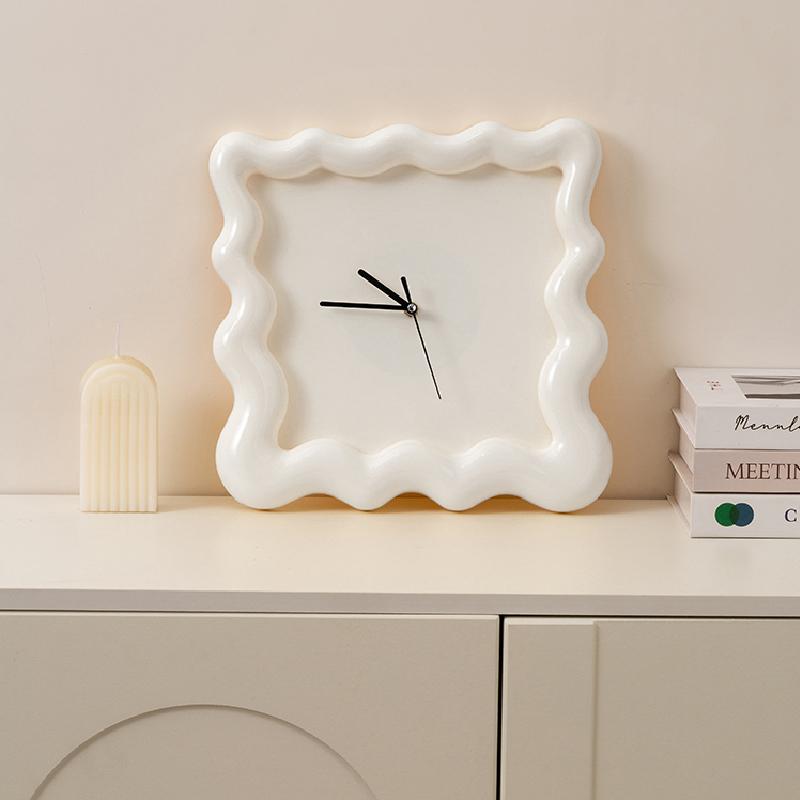 Square Irregular Wall Clock Plastic Cartoon Ornaments Hanging Picture Restaurant Decoration Wall Clock Home Decoration Modern