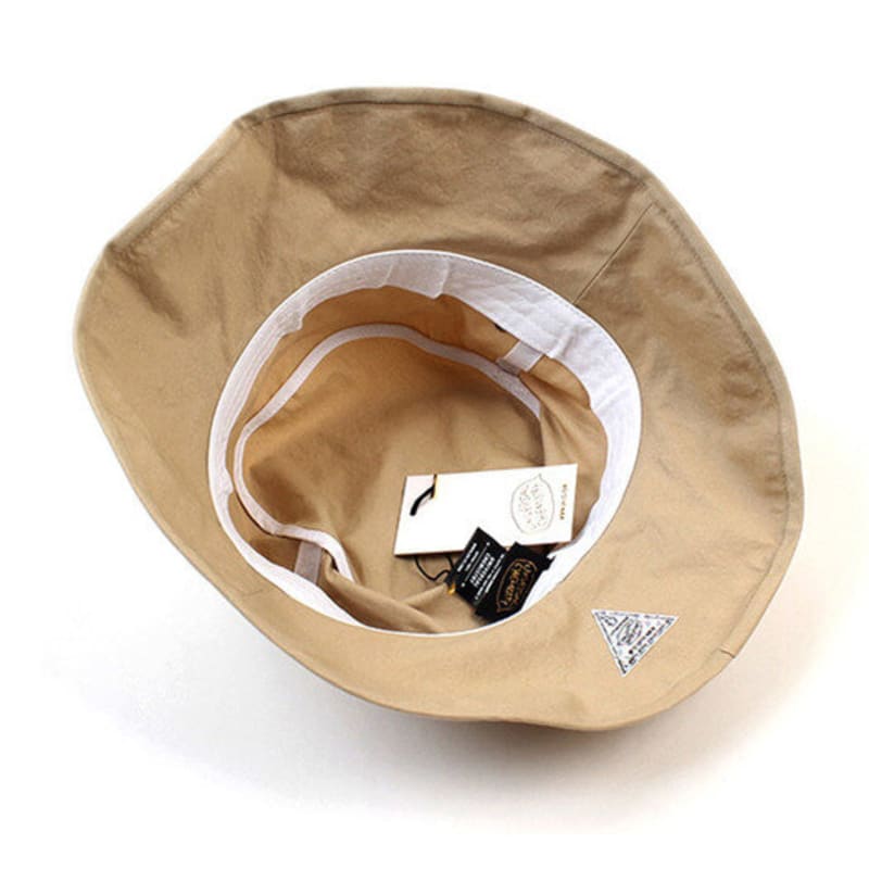 Universal Chemistry Side Thunder Beige Soft Bucket Hat