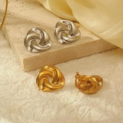 Brincos Irregulares Torcidos de Aço Inoxidável Banhados a Ouro 18K para Mulheres - Tendência de Moda Europeia e Americana