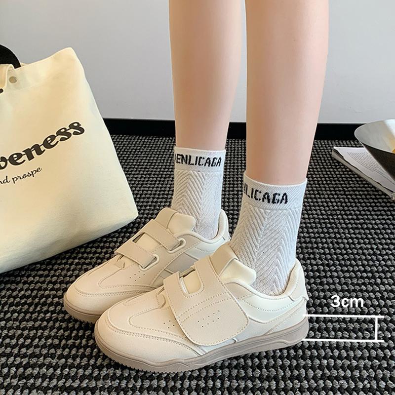 Fashion Classic Solid White Breathable Sneakers Women 2025 Autumn Comfort Soft Sole Non Slip Sports Shoes Woman's Skateboarding Shoes