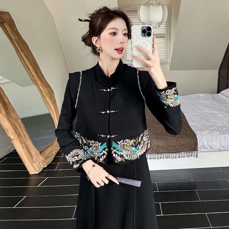 2026 Spring New Arrival: Embroidered Retro Dress & Heavy Embroidered Vest in Chinese National Style 3XL