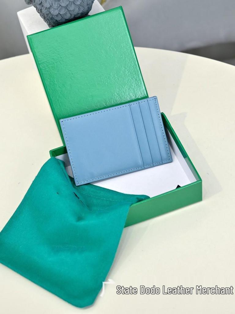 Premium Ultra-Thin Minimalist Leather Card Holder Sleeve for Men and Women