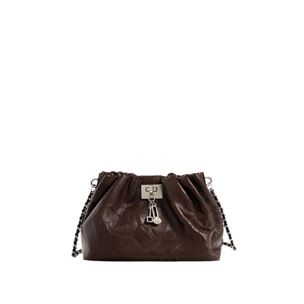 Veckad Molnväska i Ko-läder med Lås: Retro High-End Enkel Axelväska med Kedja för Kvinnor.