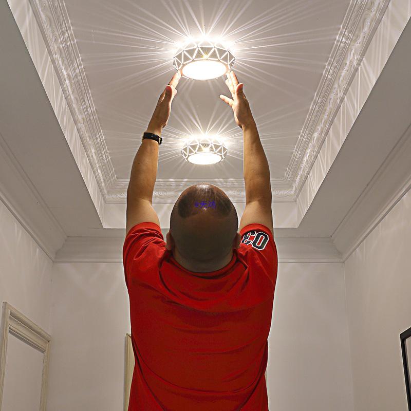 Modern Embedded Corridor Downlight - Creative Spotlight for Foyer & Hallway Ceilings