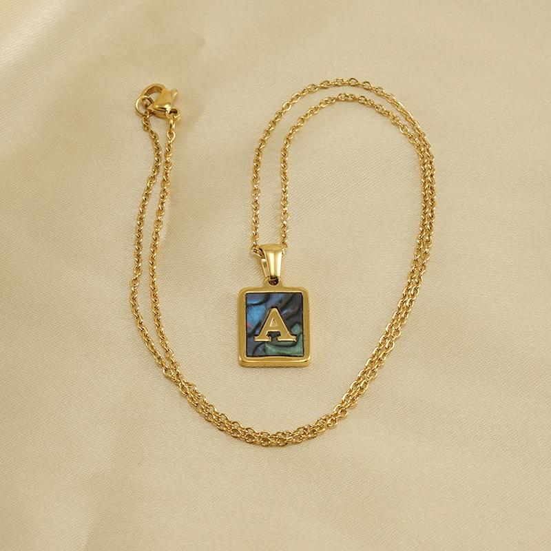 2026 Three-dimensional Shell Letter Necklace Women's 26 Letter Pendant Non-fading Jewelry