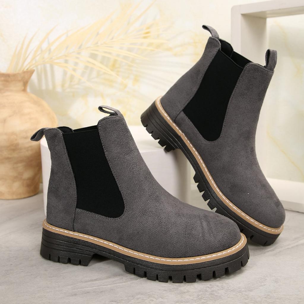 Commerce extérieur 2025 printemps et automne nouvelles bottes Martin mates mode décontractée bout rond grande taille chaussures tendance mode