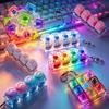 Neuer LED-Tastatur-Schlüsselanhänger Fidget Toy Kristall-Clicker Sensorisches Spielzeug zur Stressbewältigung Tastatur-Schlüsselanhänger Fidget Gadget für Erwachsene