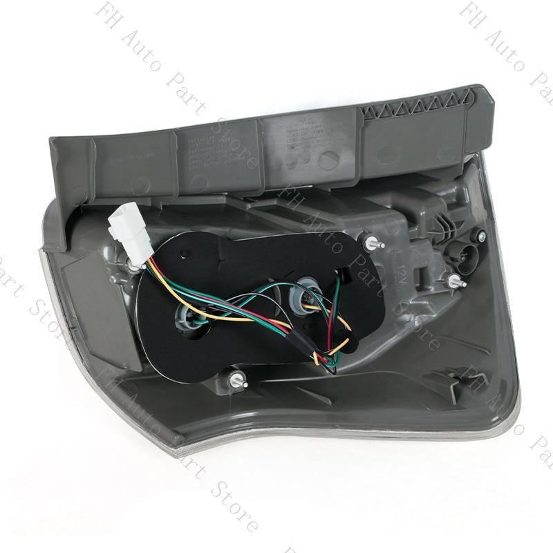 Taillamp Taillight For Toyota Prius Alpha 2012 2013 2014 Car Rear Bumper Tail Light Brake Stop Reverse Lamp 81560-47140