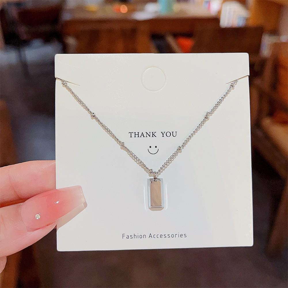Korean 18K Gold Titanium Steel Women's Clavicle Necklace - Versatile, High-End, Non-Fading Temperament Choker.