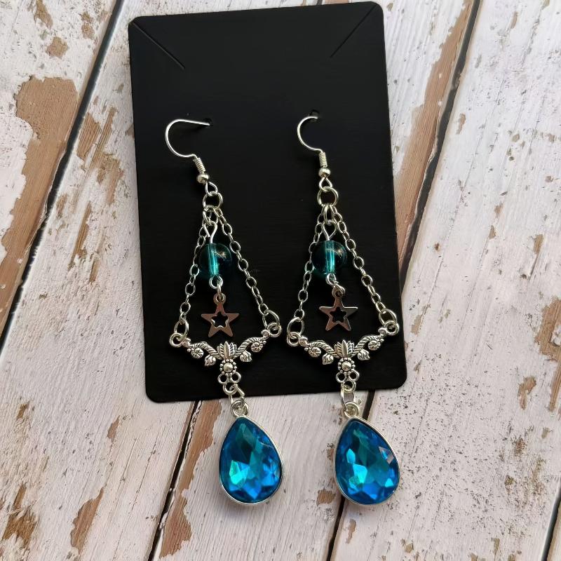 1Pairs Vintage Silver Dangle Earrings Hollow Butterfly Emerald Green Gem For Party Daily Wear Vacation
