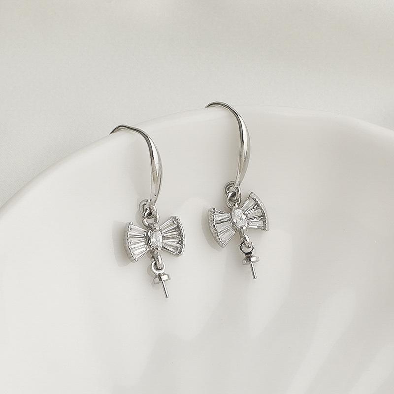 14K Gold-Filled Fan-Shaped Pearl Earrings with Trapezoidal Bow and Bead Holders