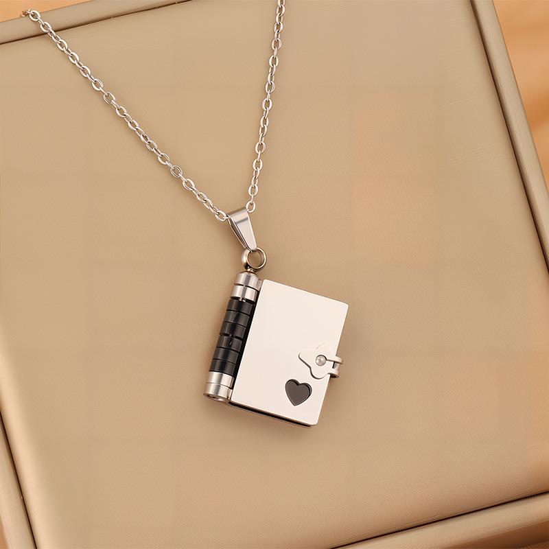 Book necklaces can be designed with pictures and samples, copywriting patterns, laser engraving, popular granddaughter mother necklaces.