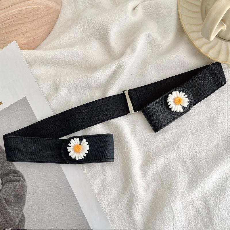 New adjustable elastic belt—an invisible, buckle-free belt for women and men; easy to wear with jeans, trousers, or dresses.