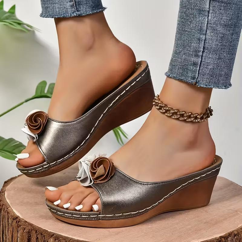 Ladies Shoes 2026 Hot Sale Open Toe Women's Slippers Summer Flowers Solid Outdoor Casual Beach Wedge Heel Large Size Slippers