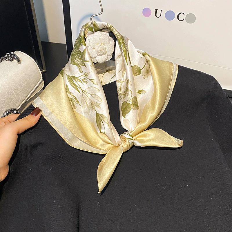 

100% Natural Silk Scarf Square Female Fashion Leopard print Pashmina Bufanda Women Shawl Wraps Bandana Ladies Scarves Echarpe Real Silk 53x53cm