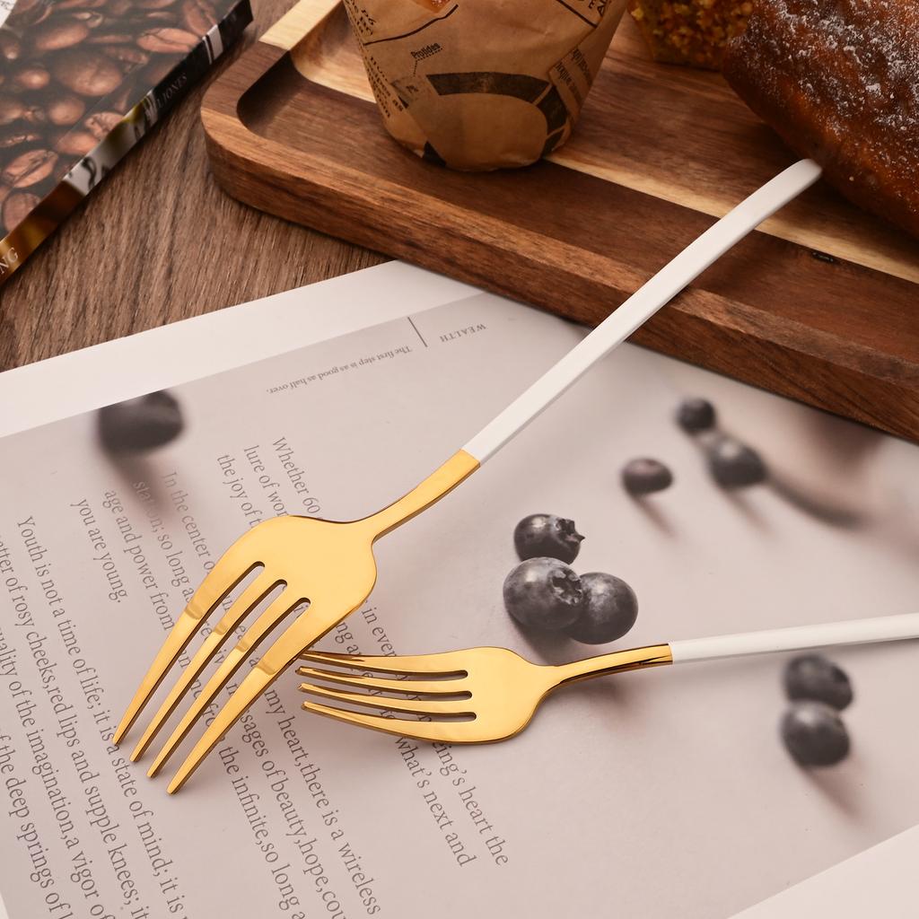 White Gold 30Pcs Dinnerware Set Knife Dessert Fork Spoon Tableware Cutlery Set 18/10 Stainless Steel Flatware Silverware Sets