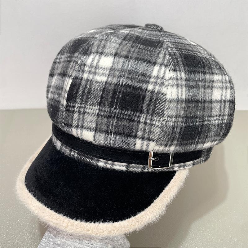 Retro Plaid Fur Edged Octagonal Hat for Women in Winter  Versatile Face showing Little Painter Newsboy Hat Woolen Warm Beret