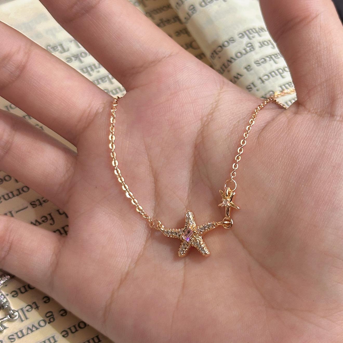 Xiaohongshu pink zirconium small starfish necklace autumn and winter versatile star star collarbone chain