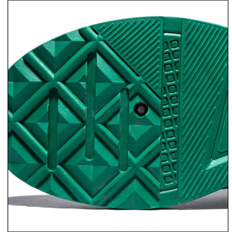 Pánská volnočasová sportovní obuv se silnou podrážkou a plyšovou izolací, pánská volnočasová obuv s vysokým svrškem