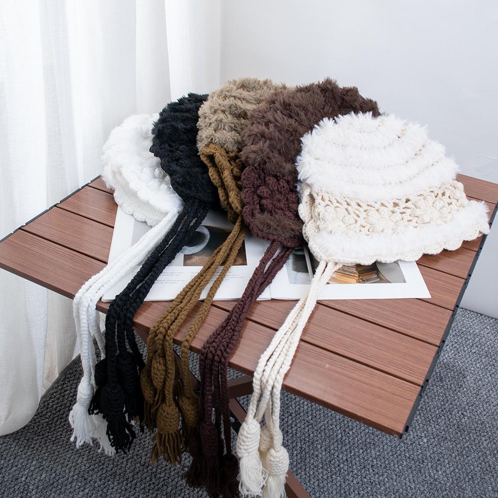 Internet Celebrity Fashion Retro Crochet Plush Woven Fur Hat Women Autumn and Winter Flowers Outdoor Photo Travel Hat