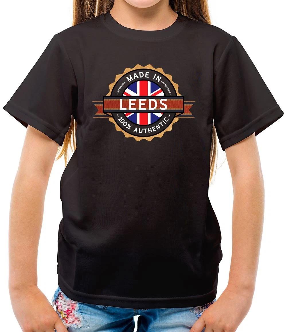 Made IN Leeds Kids T-ShirtCity Village Born Love Live City Christmas 110