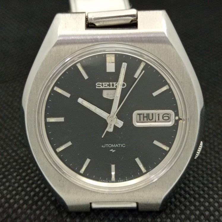 MONTRE VINTAGE SEIKO 5 AUTOMATIQUE 7009A JAPON POUR HOMMES CADRAN ORIGINAL a415772-2 SKU621d-a415772