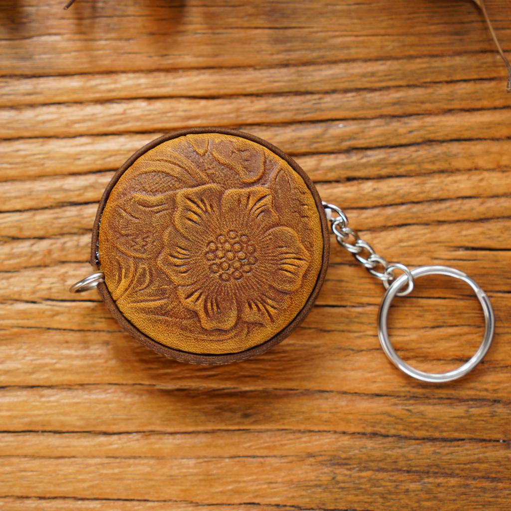 Handmade Crazy Horse Carving Top Layer Cowhide Mini Tape Measure Clothing Leather Pendant-Free Sample Badge Holder & Accessory