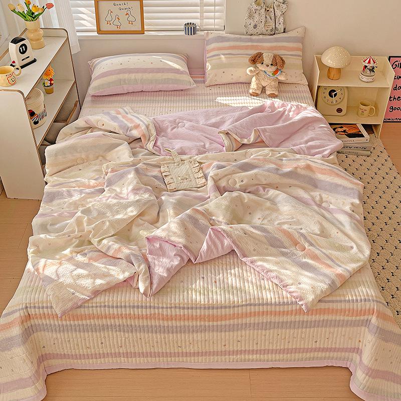 Double-Layer Gauze Summer Comforter Set: Single Piece, Machine Washable, Ideal for Air-Conditioned Rooms, Spring & Summer Use