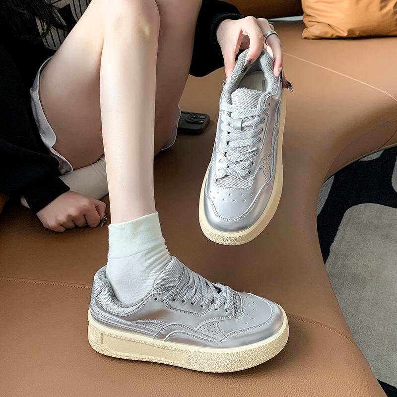 Leather White Shoes Women's Autumn and Winter New Lightweight Platform plus Velvet Warm All-Matching Casual Sports Skate Shoes
