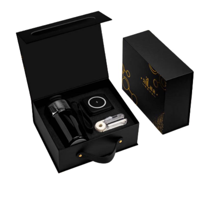 Premium Gift Box: Coffee Cup and Gadget Kit