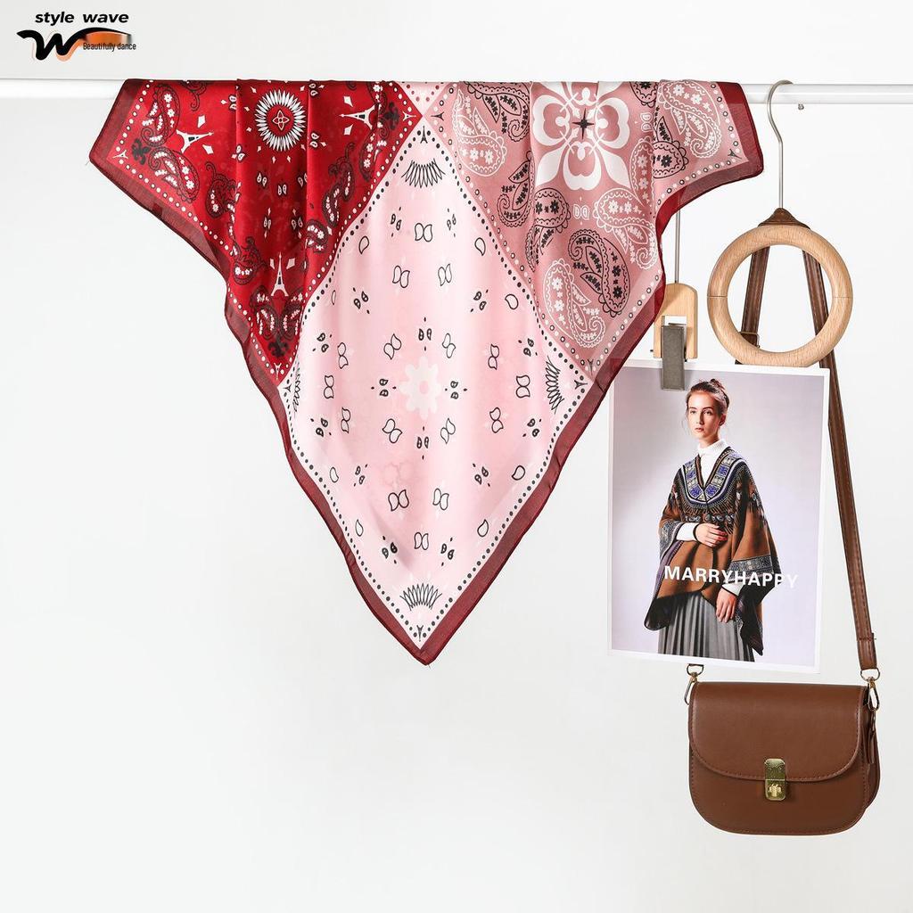 Retro Four-Grid Silk Cashew Women's Scarf: Versatile Neck or Shirt Accessory