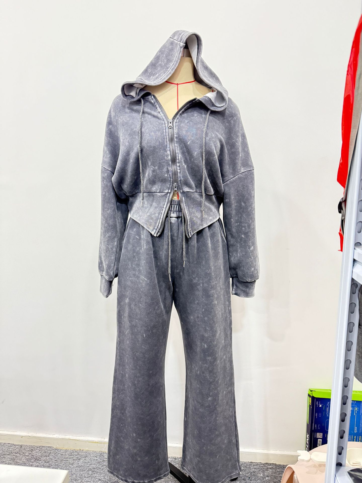 Washed distressed sweatshirt set, women`s long-sleeve