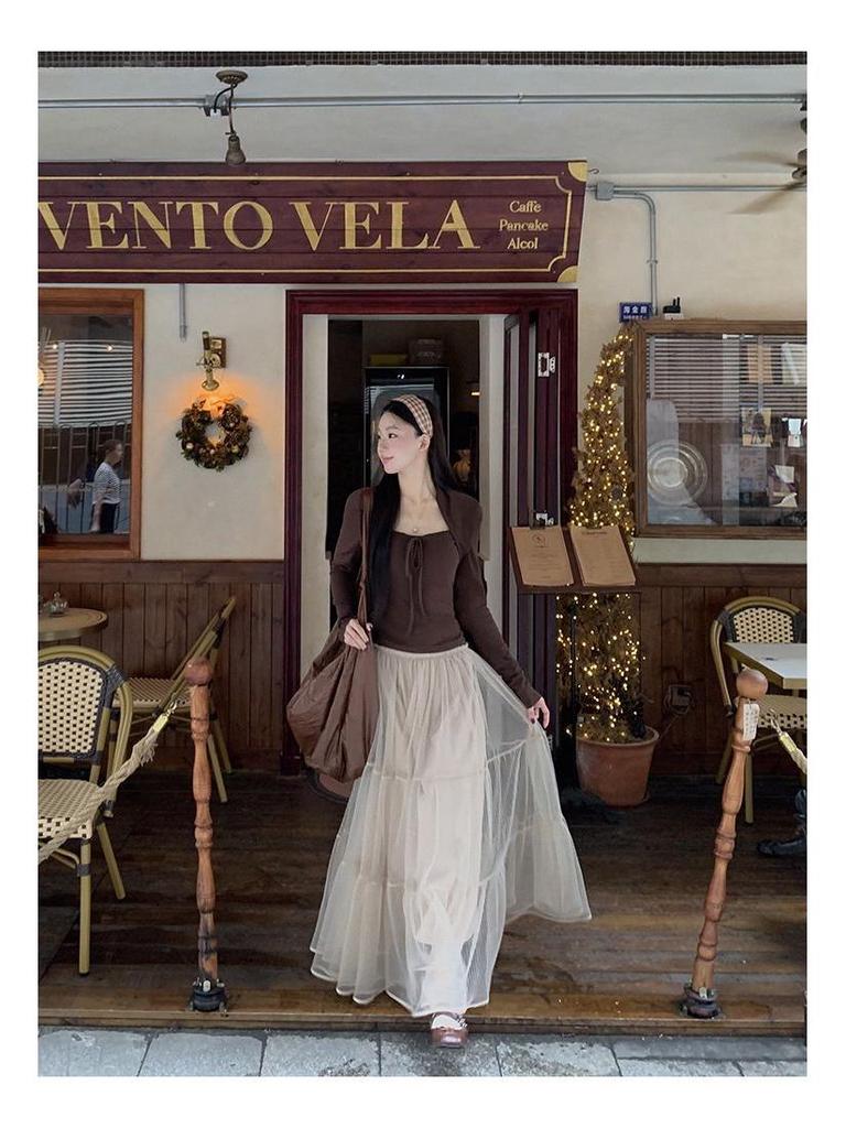 Women's Slim Fit Solid Color Long-Sleeve T-Shirt - Stylish Autumn Casual Top