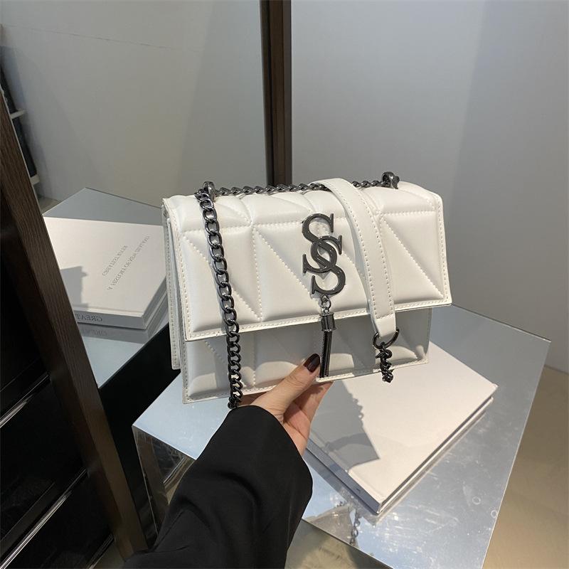 Autumn Personality Beautiful Simple Shoulder Bag Niche Design Trend Messenger Bag Casual Small Square Bag