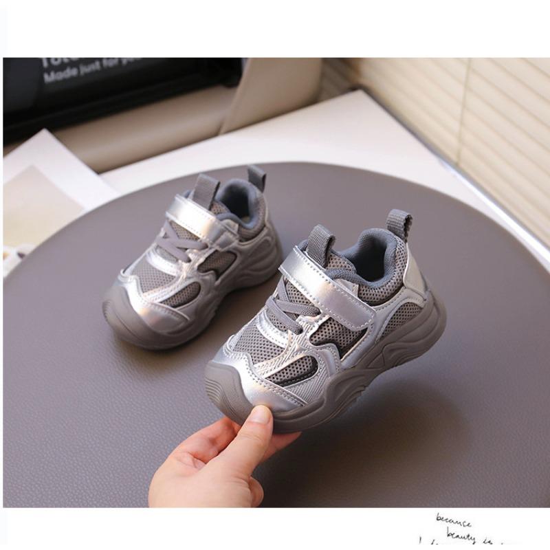 Klassenkameraden Jungen Kleinkindschuhe Herbst Neu Mädchen Outdoor Sportschuhe Kindergarten Rutschfeste Schuhe Vielseitig