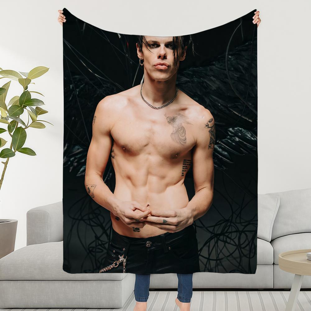 

Blanket Throw English Super Y-YUNGBLUDS-ES Cosy Plush Living Room Singer Sofa Couch Childish Birthday Idols Gifts 30x40in