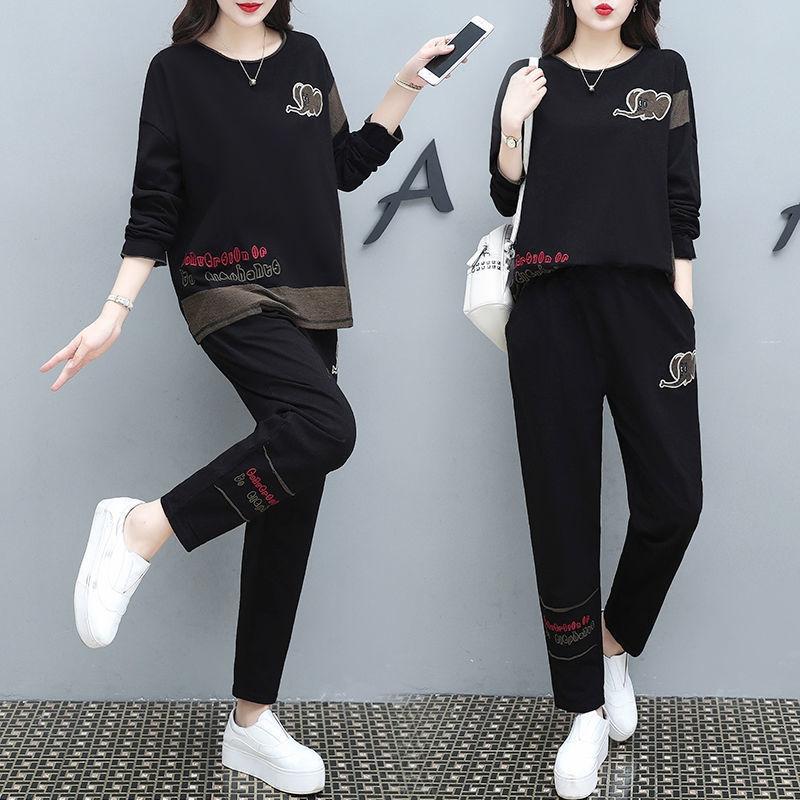 Jesienny zestaw modnej odzieży sportowej dla kobiet w dużych rozmiarach - wyszczuplający letni strój dla kobiet o pełniejszych kształtach, dwuczęściowy zestaw casualowy