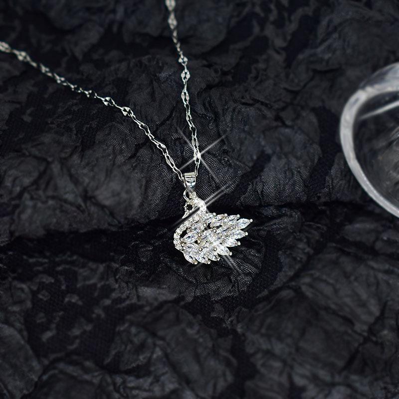 Swan Necklace Simple Personality Wind High Sense Titanium Steel Clavicle Chain With Jewelry