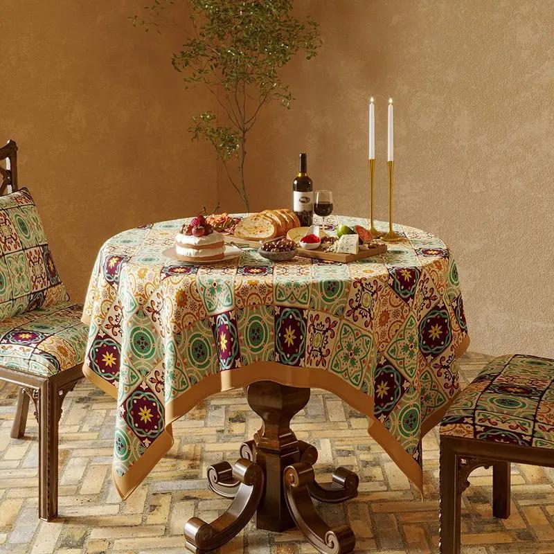 Față de masă din chenille, rezistentă la apă, rezistentă la căldură, tipărită în carouri, pânză rezistentă la praf, pătrată, dreptunghiulară, circulară.