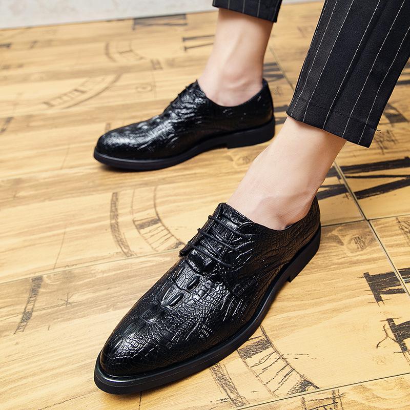 Pantofi din piele de mărime mare pantofi de afaceri pentru bărbați pantofi din piele cu vârf model piele de crocodil pantofi de gală din piele pantofii din piele pentru bărbați sunt la modă